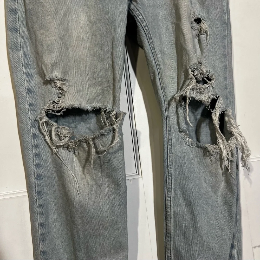 Abercrombie and Fitch Ultra High Rise Jeans Ankle Straight Light Wash Size 6 28
